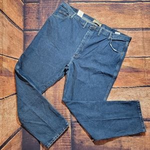 Wrangler Mens 50x32 straight leg denim jean